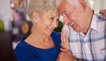 Neden yaşlanıyoruz sorusunu açıklayan evrimsel yaşlanma teorilerini temsil eden görsel.