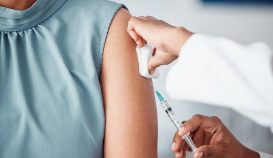 Zona Aşısı (Shingrix): Longevity ve Beyin Sağlığı İçin Yeni Kalkan